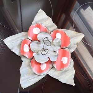 🏠 Hand Crafted Corrugated Metal Star Flower